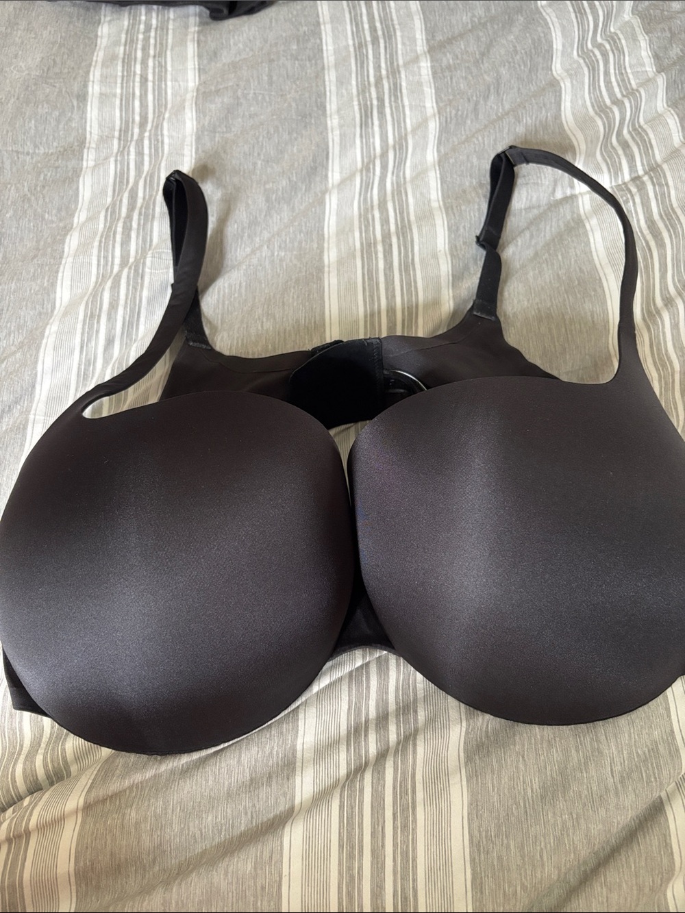 SKIMS Ultimate Push Up Bra 40DD